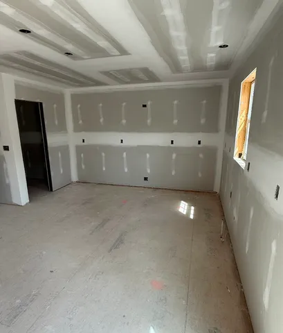 $579,000 | 40 Dozer Drive, St. Albans Town, VT 05478