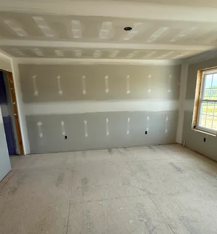 $579,000 | 40 Dozer Drive, St. Albans Town, VT 05478