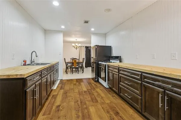 $179,900 | 505 East Park Boulevard, Braithwaite, LA 70040