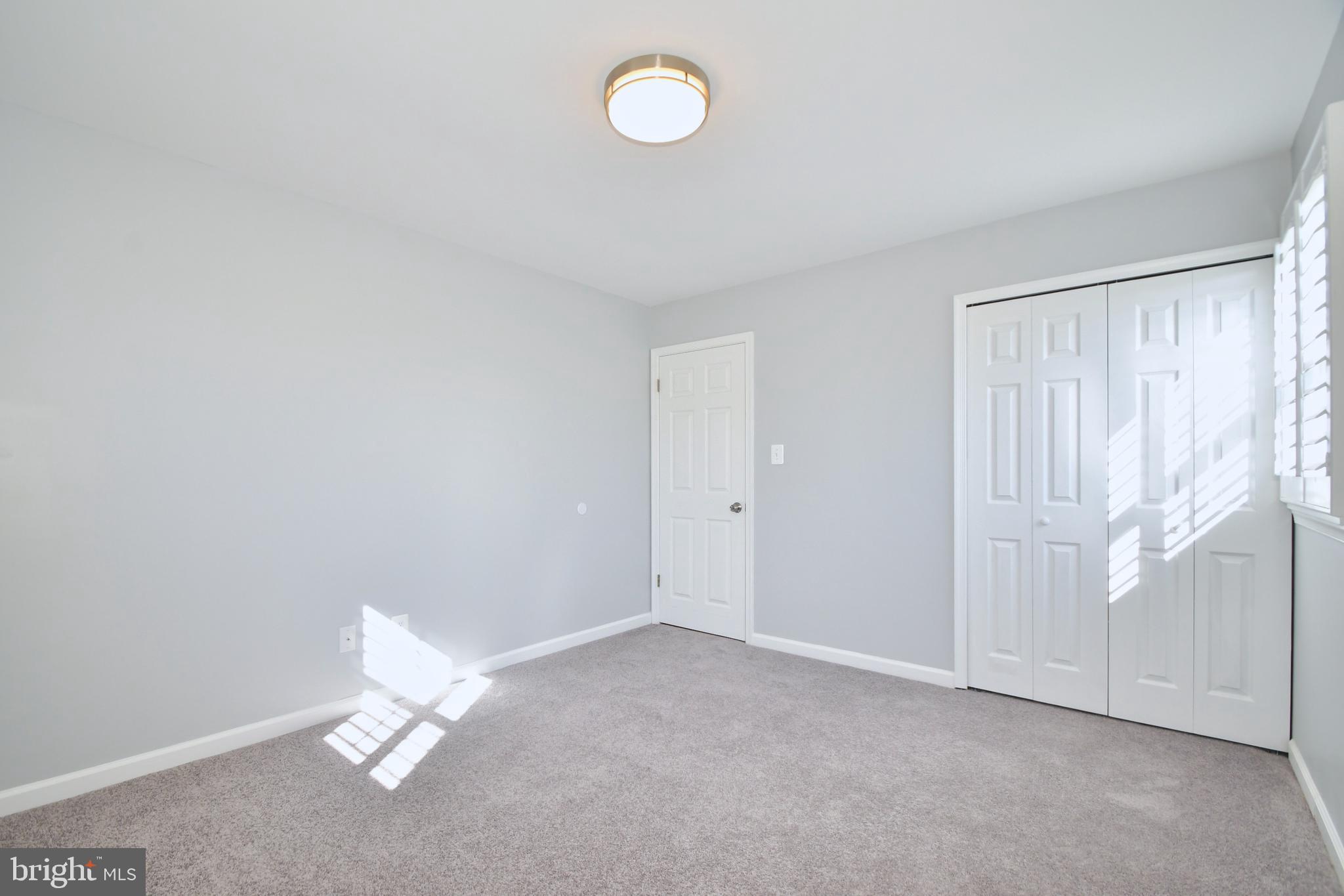 533 Riverside Drive Baltimore, MD 21221 - Photo 25 of 43 Bedroom 2