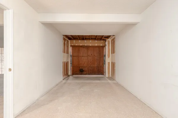 a view of entryway