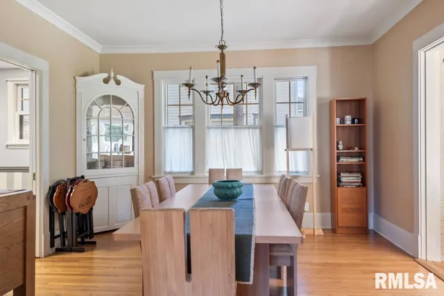 $229,900 | 8 Duncan Park, Jacksonville, IL 62650