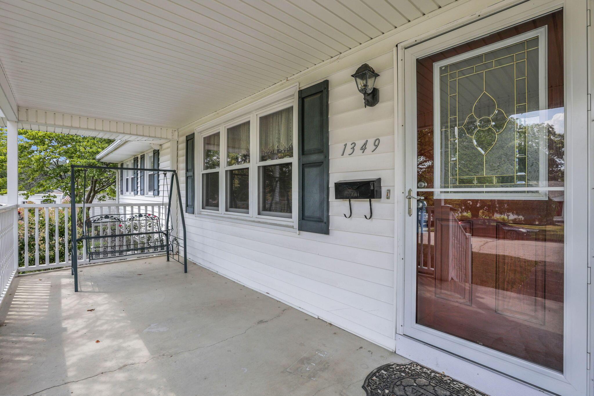 1349 Wetsell Avenue Lancaster, OH 43130 - Photo 9 of 66 9-web-or-mls-_S5A5984