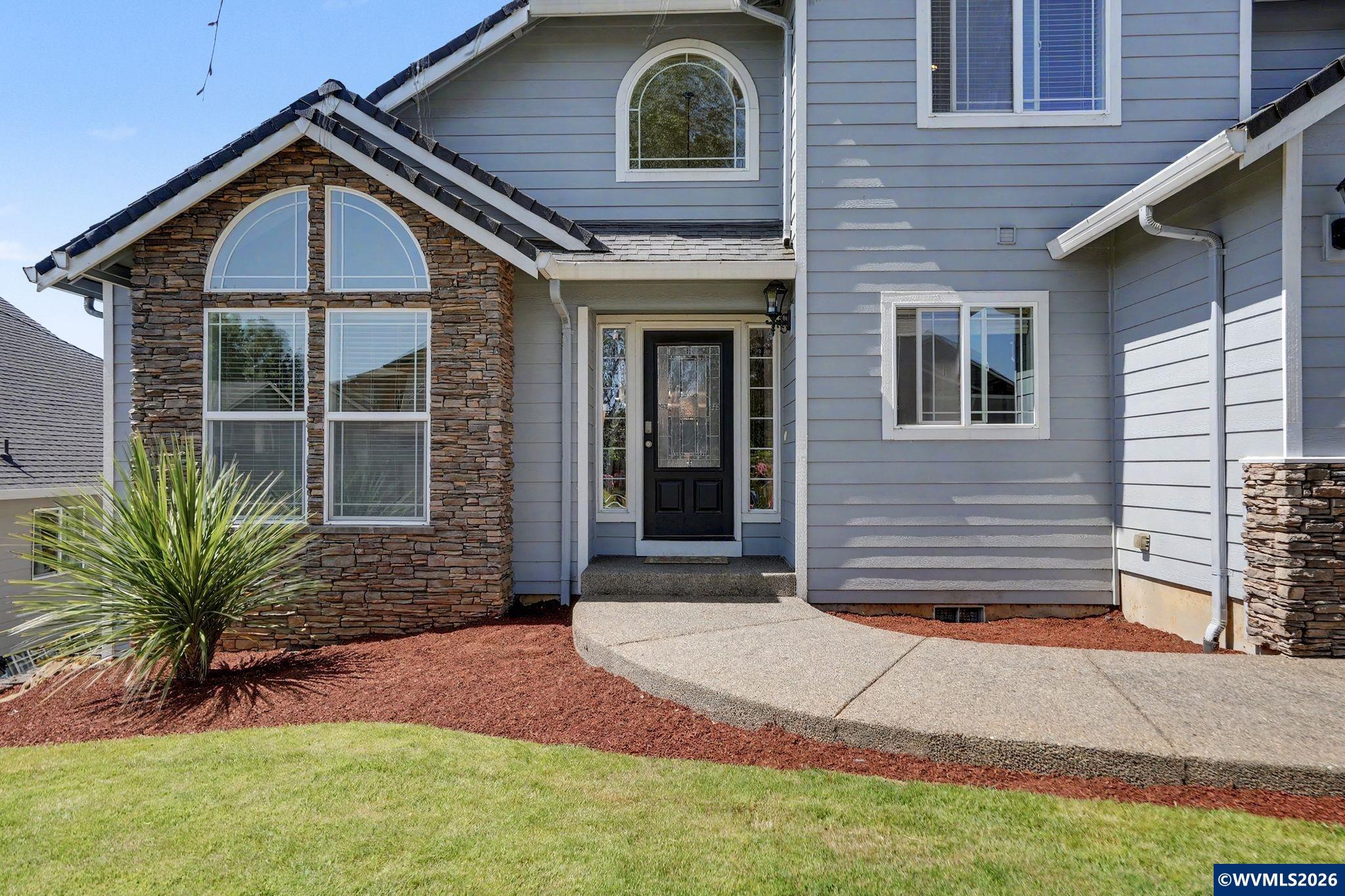 5855 Lone Oak Road Southeast Salem, OR 97306 - Photo 2 of 39