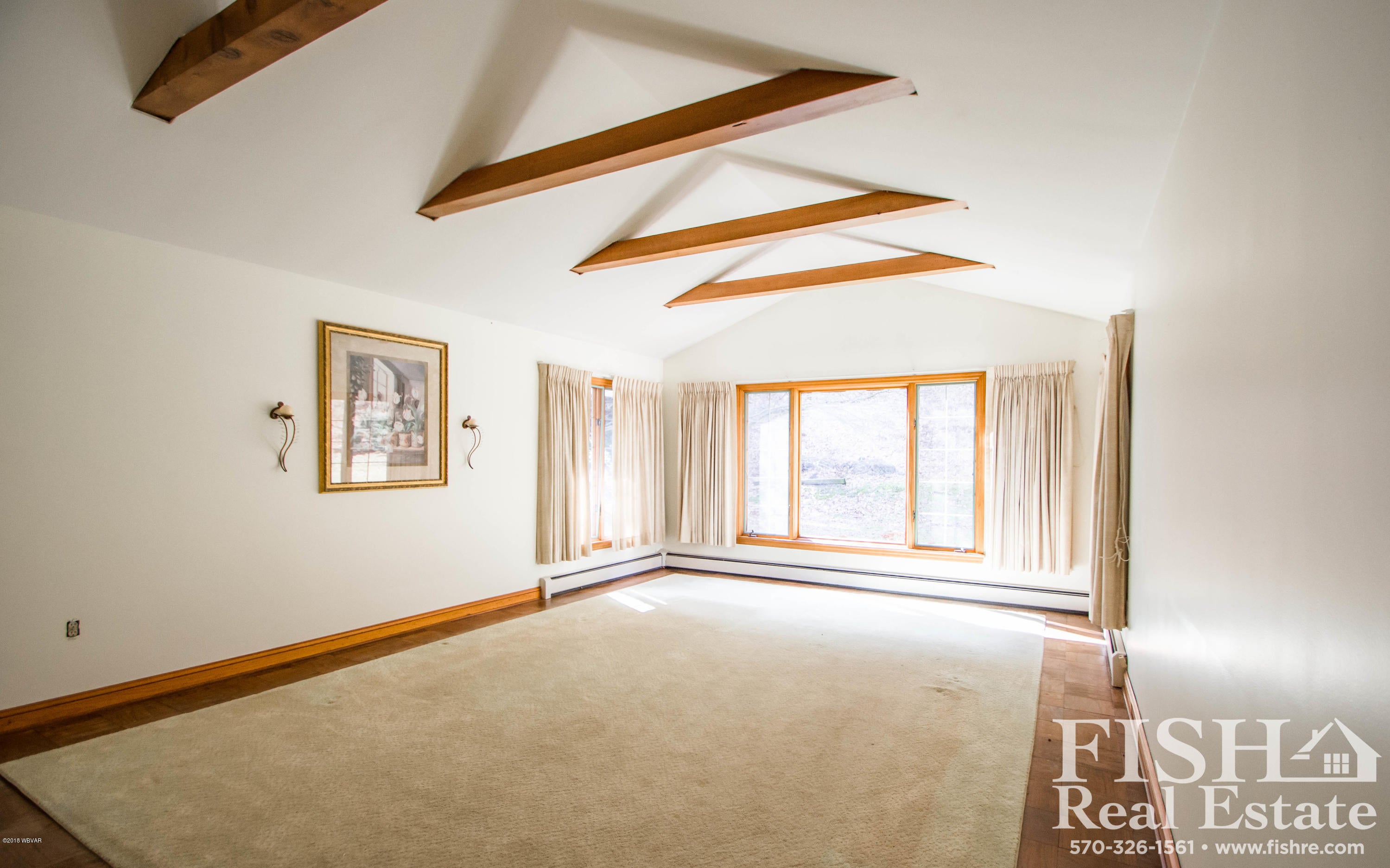1927 Poco Farm Road Williamsport, PA 17701 - Photo 6 of 20 Family Room