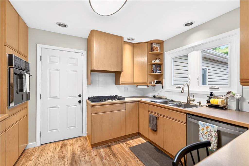 116 1st Street Beaver, PA 15009 - Photo 11 of 33