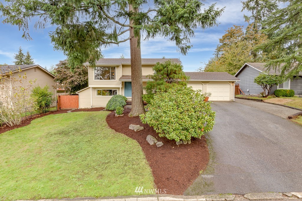 615 216th Street Southwest Bothell, WA 98021 - Photo 2 of 37