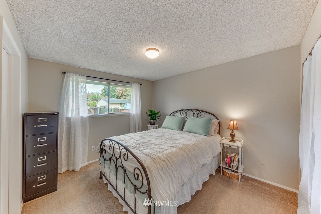 615 216th Street Southwest Bothell, WA 98021 - Photo 17 of 37