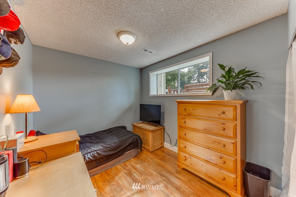 615 216th Street Southwest Bothell, WA 98021 - Photo 27 of 37