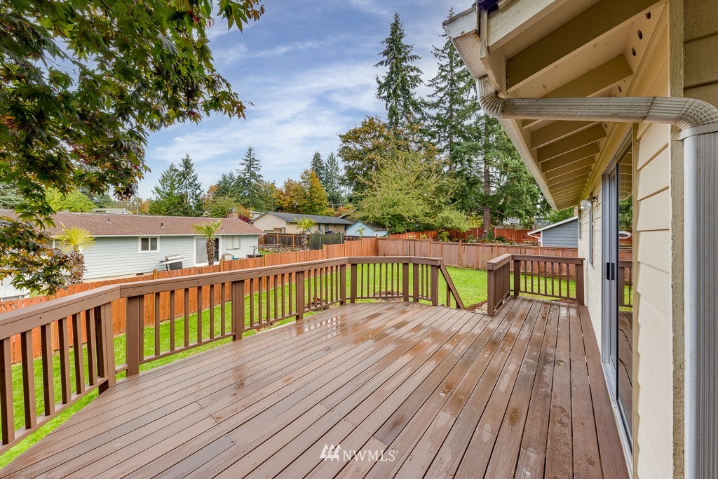 615 216th Street Southwest Bothell, WA 98021 - Photo 35 of 37
