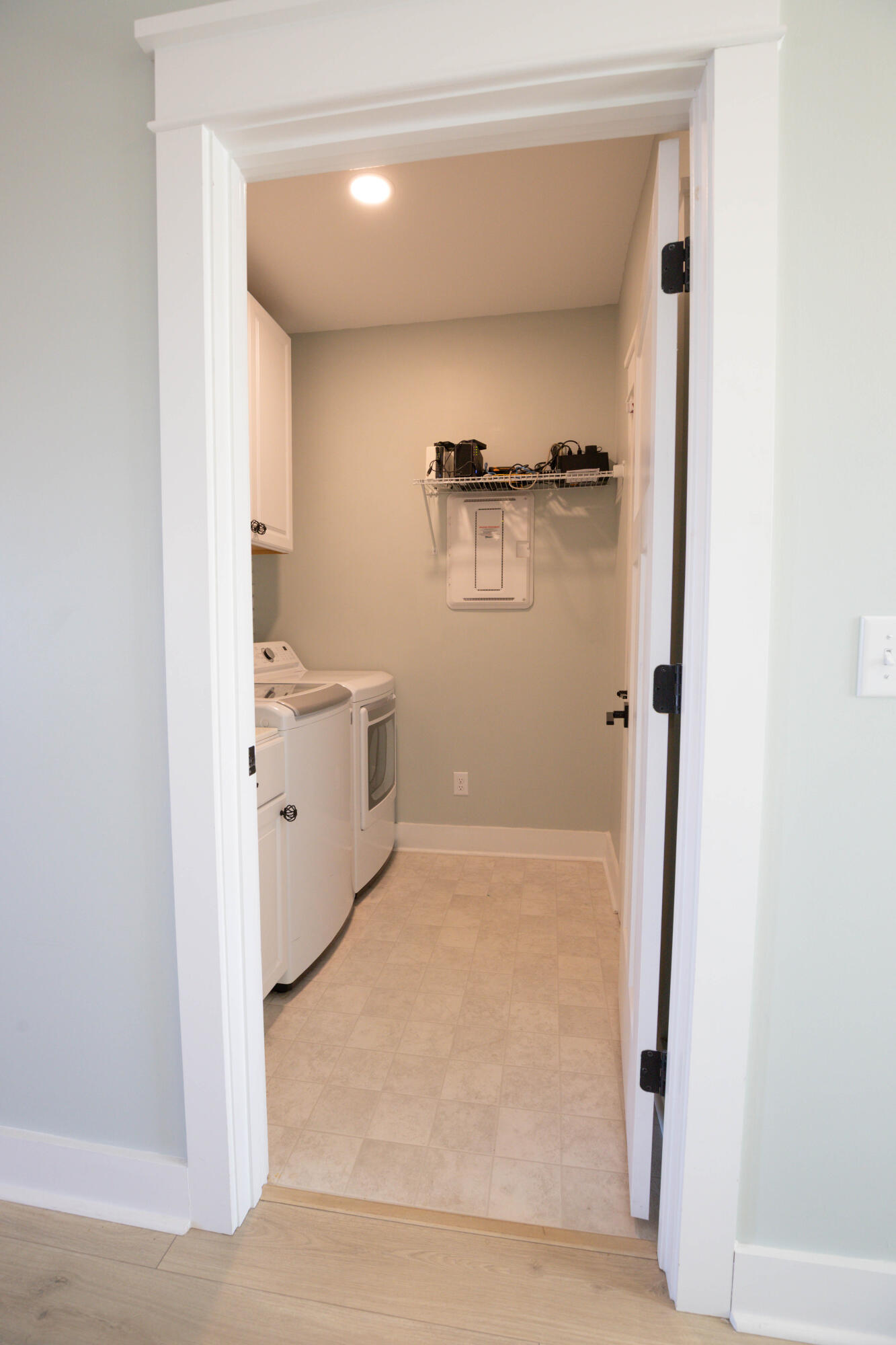 126 Riley Farms Court Summerville, SC 29486 - Photo 31 of 44 Laundry Room