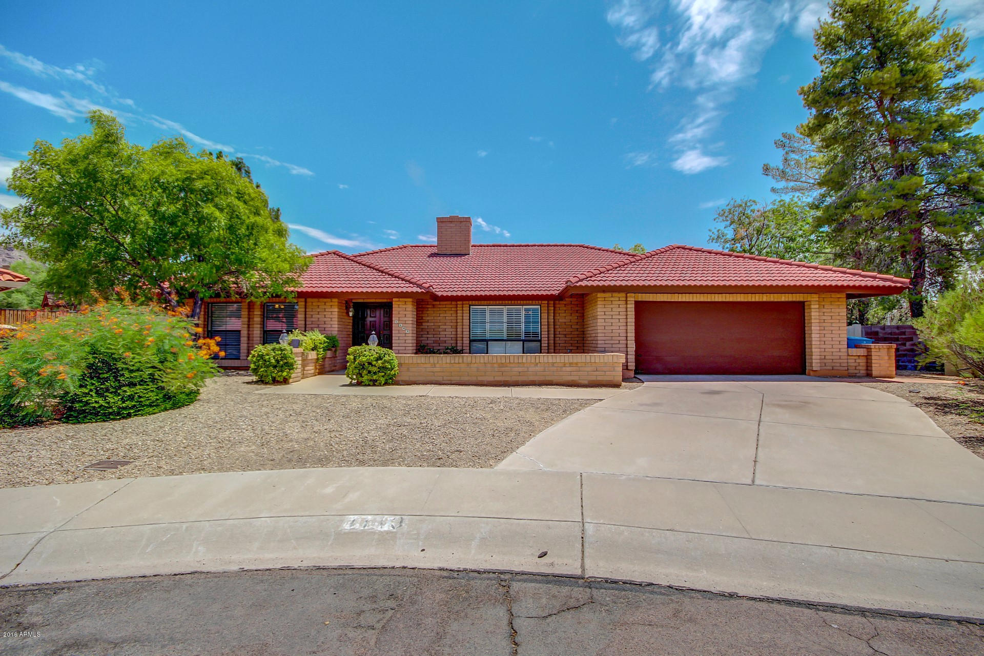 1143 East Redfield Road Phoenix, AZ 85022 - Photo 2 of 37 Redfield (2)