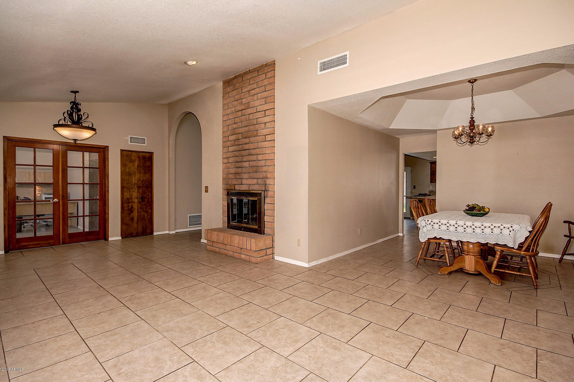 1143 East Redfield Road Phoenix, AZ 85022 - Photo 6 of 37 Redfield (6)