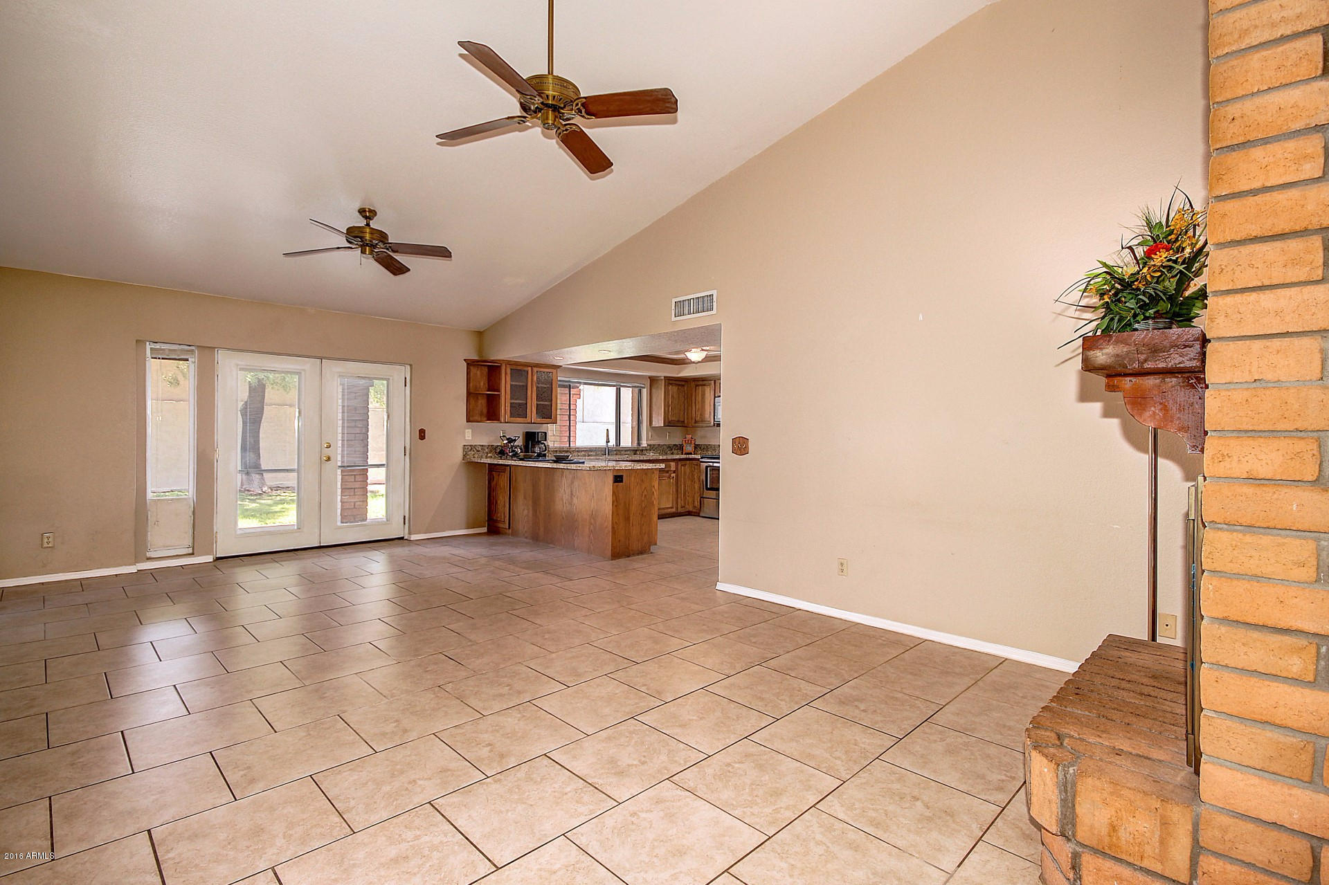 1143 East Redfield Road Phoenix, AZ 85022 - Photo 9 of 37 Redfield (9)