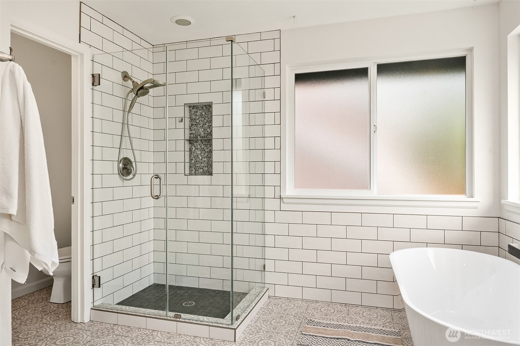 5709 Northeast 3rd Place Renton, WA 98059 - Photo 29 of 40