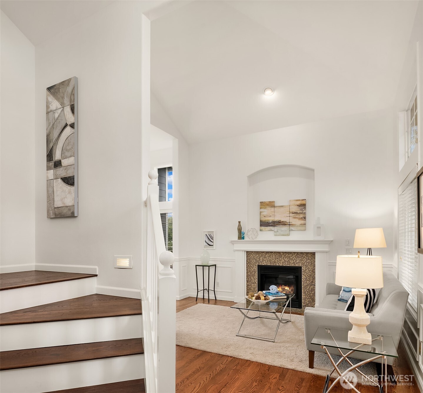 5709 Northeast 3rd Place Renton, WA 98059 - Photo 4 of 40
