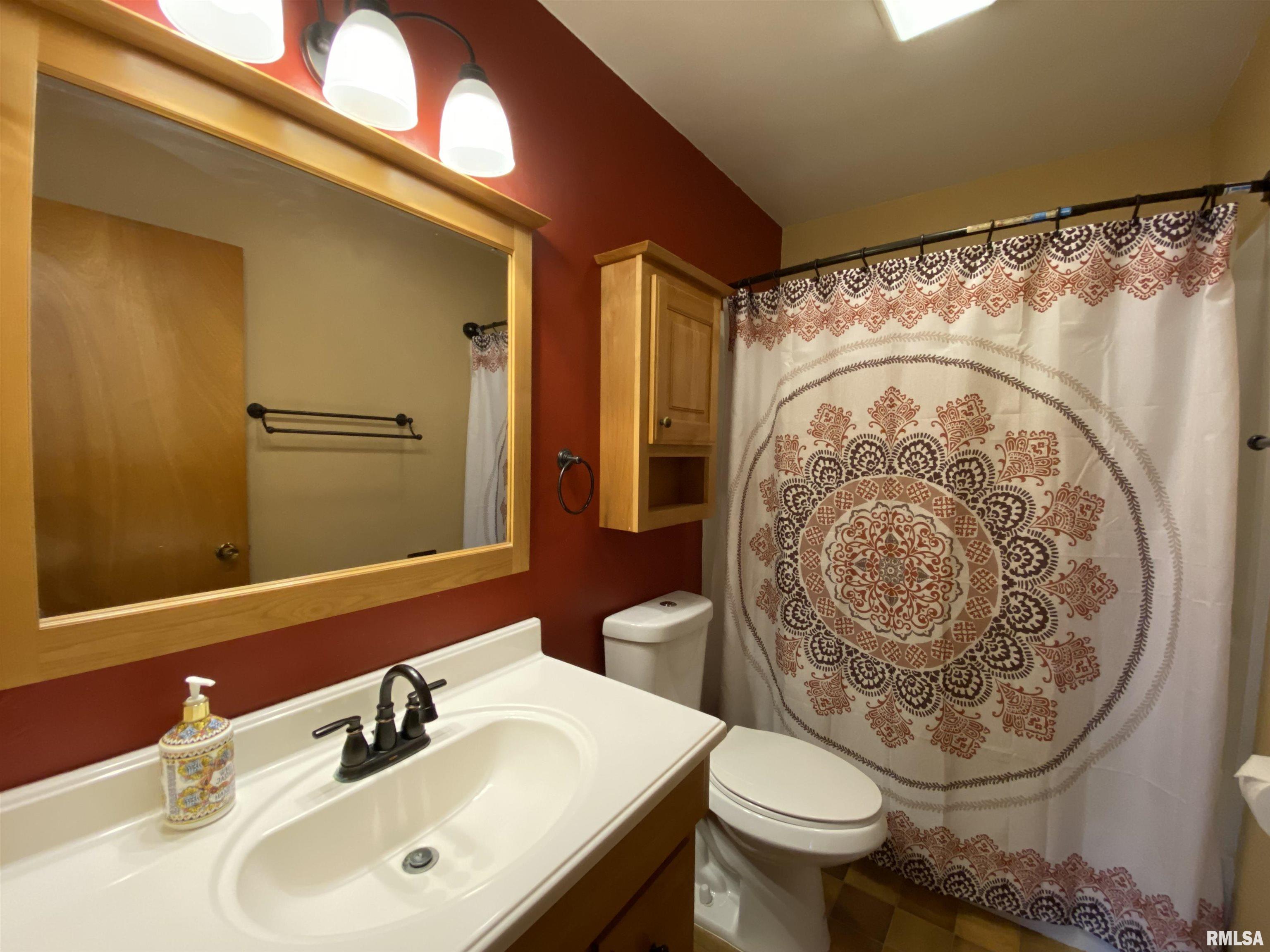 1218 Brookhill Road Peoria, IL 61615 - Photo 16 of 34 Gallery Image 16
