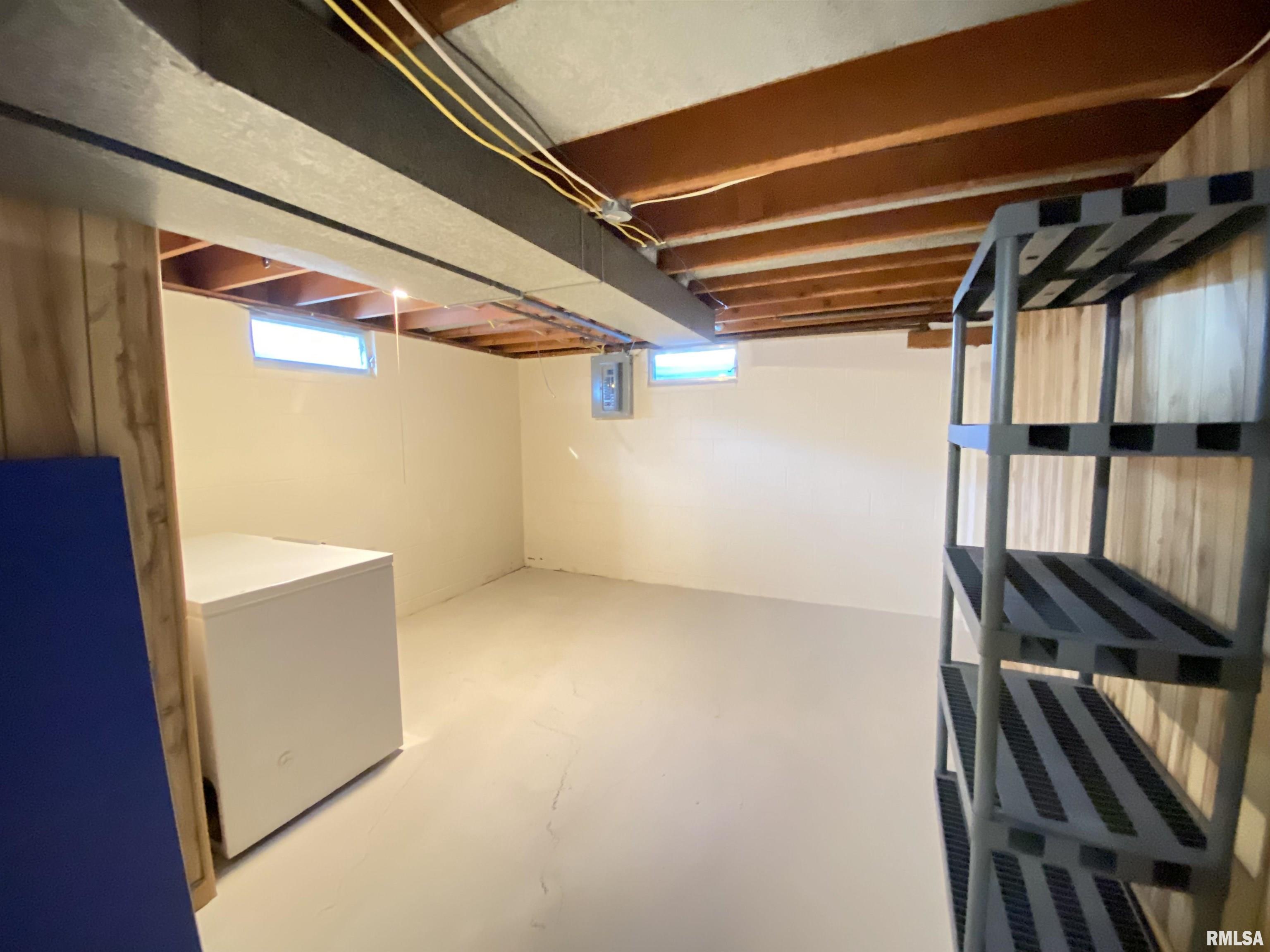 1218 Brookhill Road Peoria, IL 61615 - Photo 22 of 34 Gallery Image 22
