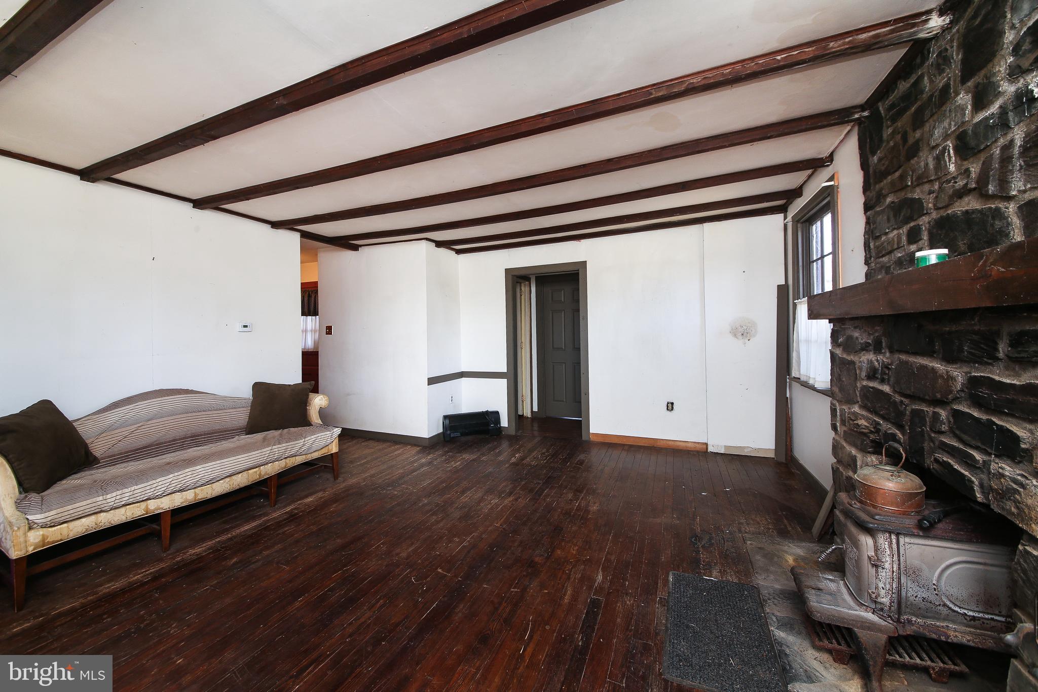 1190 North Easton Road Doylestown, PA 18902 - Photo 4 of 19