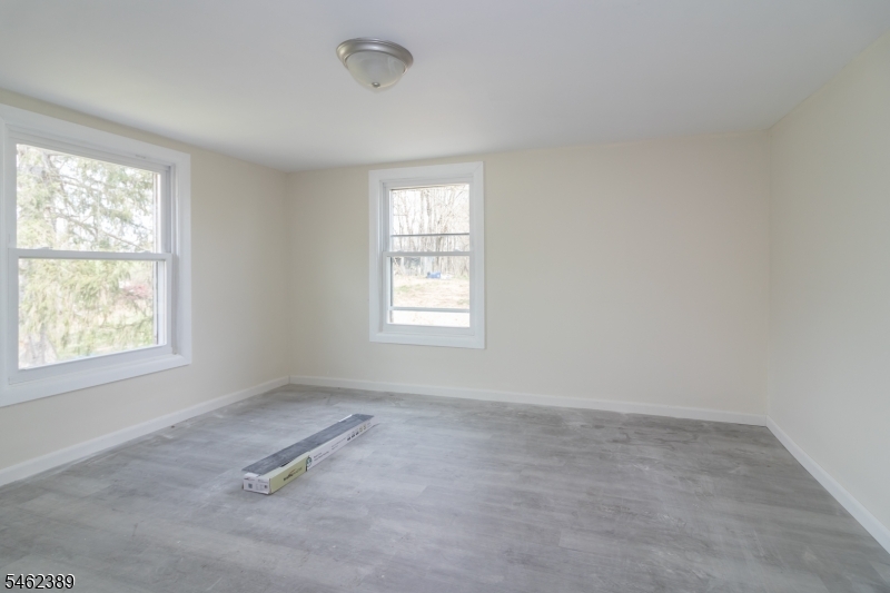 196 Lower Unionville Road Wantage, NJ 07461 - Photo 9 of 13 Gallery Image 9