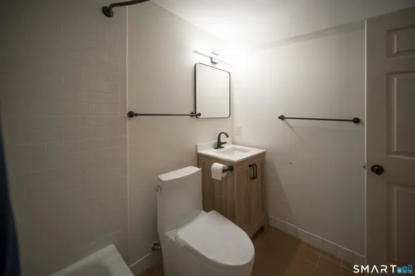 $1,950 | 440 Prospect Street, Unit 2, New Haven, CT 06511