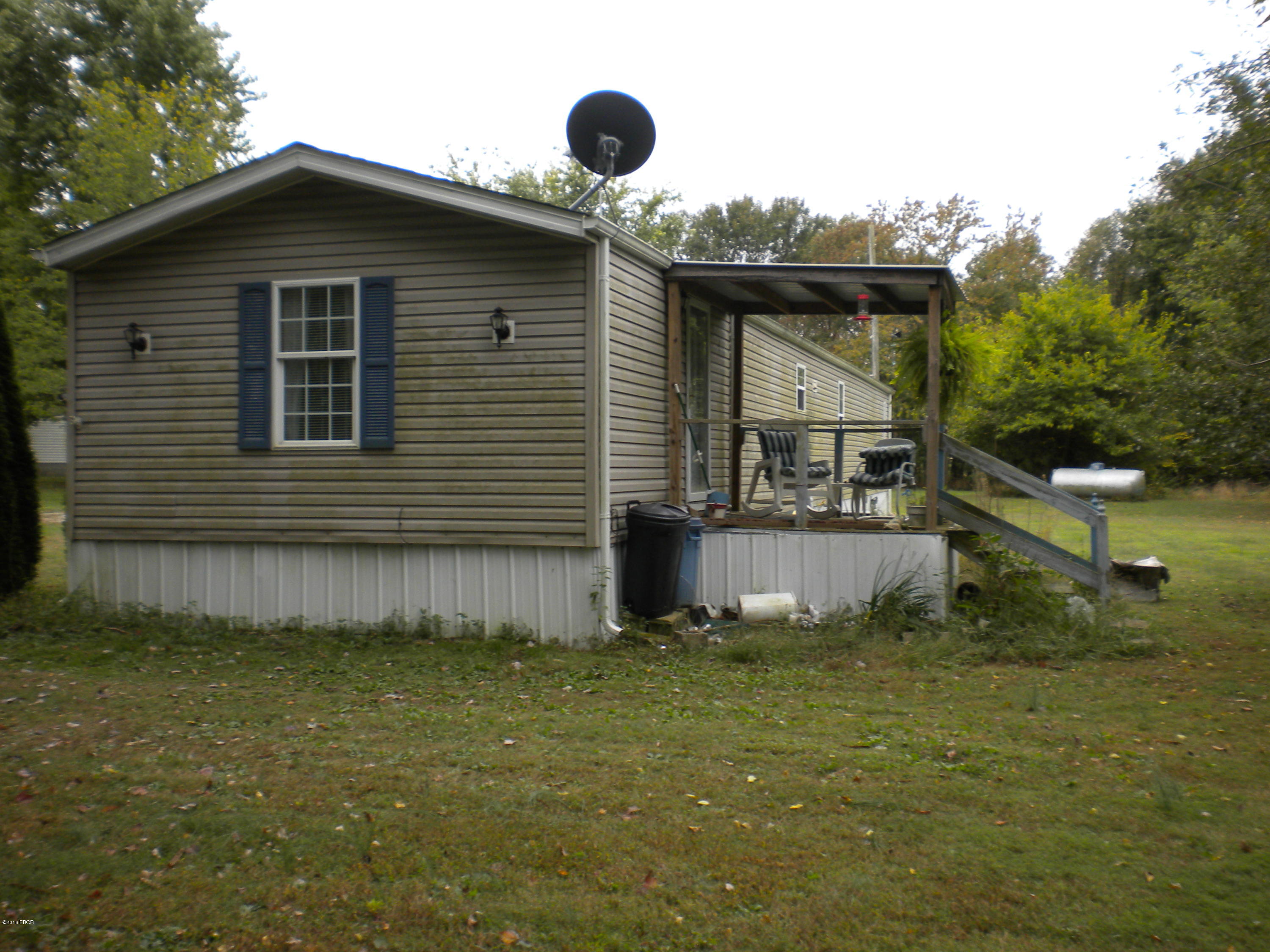1690 Dewey Road Eldorado, IL 62930 - Photo 21 of 42 Gallery Image 21