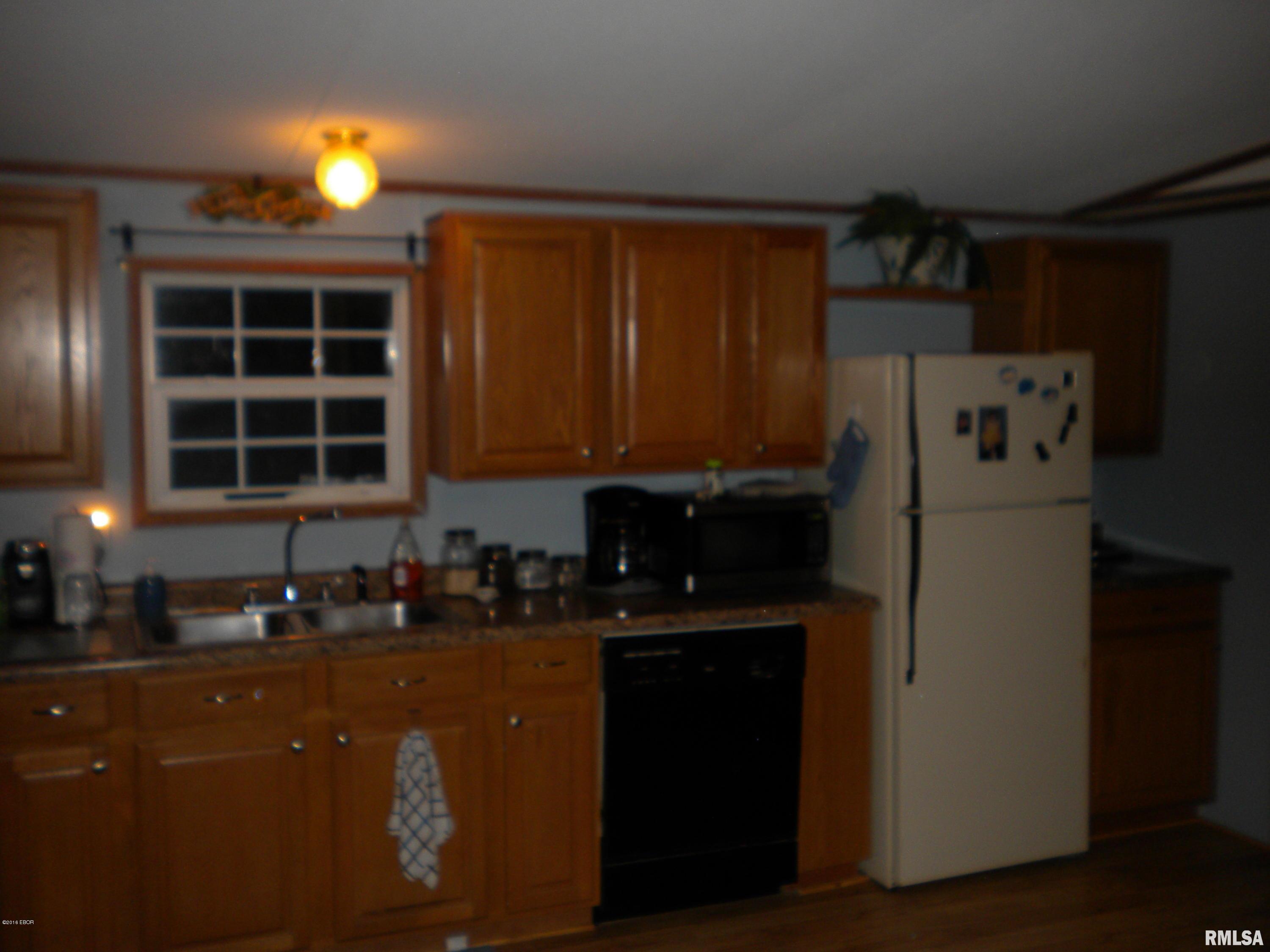 1690 Dewey Road Eldorado, IL 62930 - Photo 22 of 42 Gallery Image 22