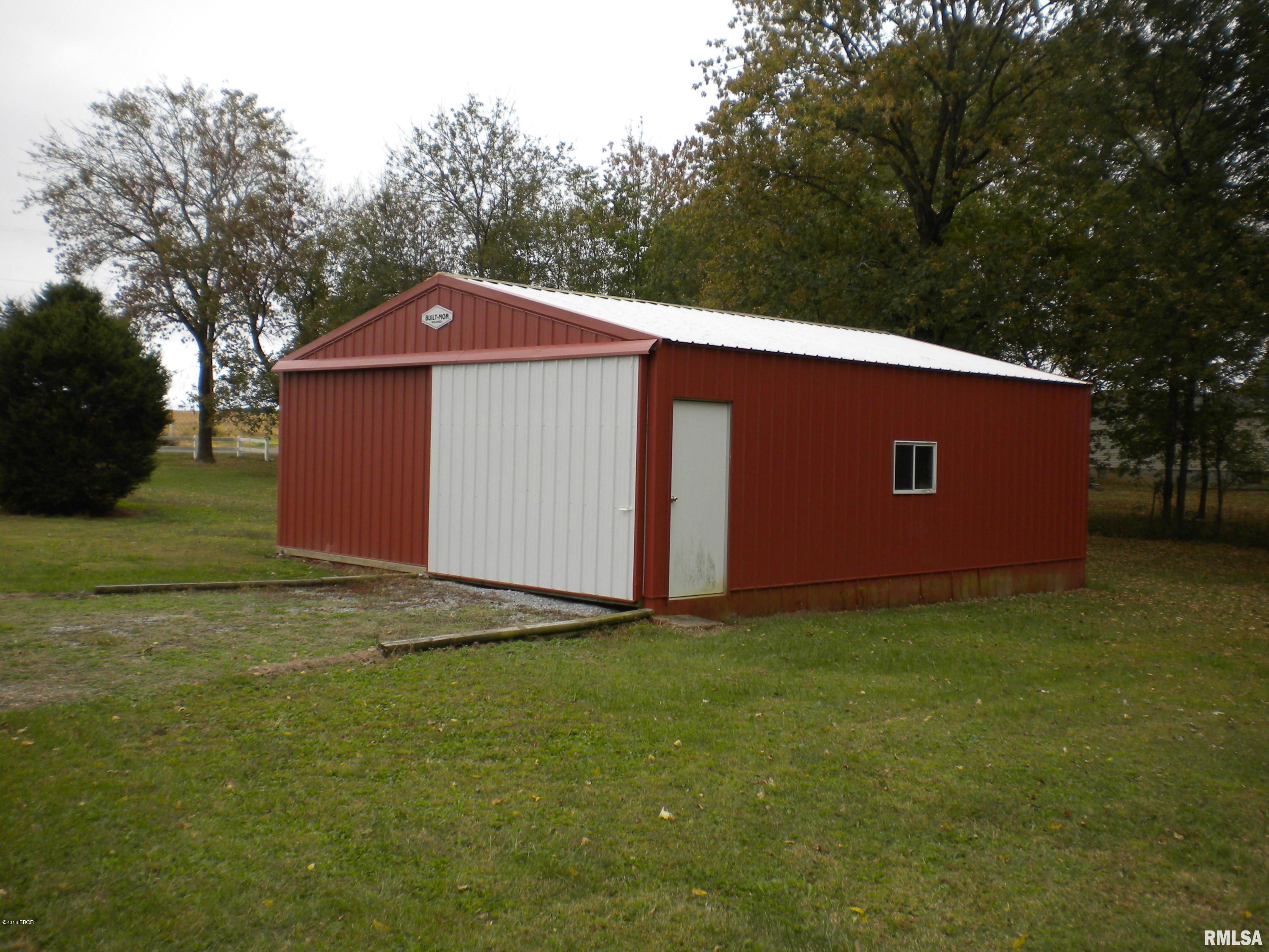 1690 Dewey Road Eldorado, IL 62930 - Photo 32 of 42 Gallery Image 32