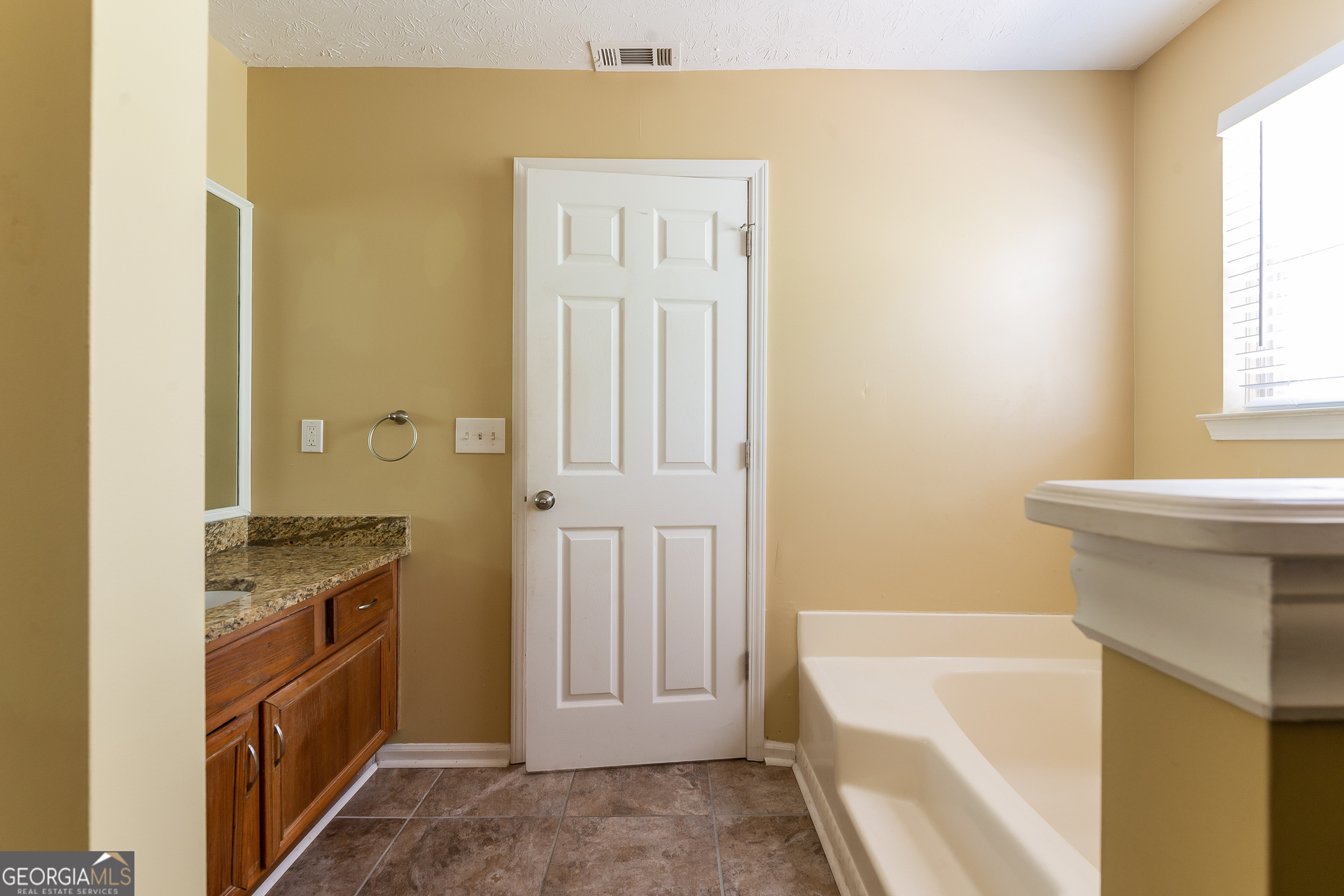 6805 Silver Maple Drive Rex, GA 30273 - Photo 12 of 15