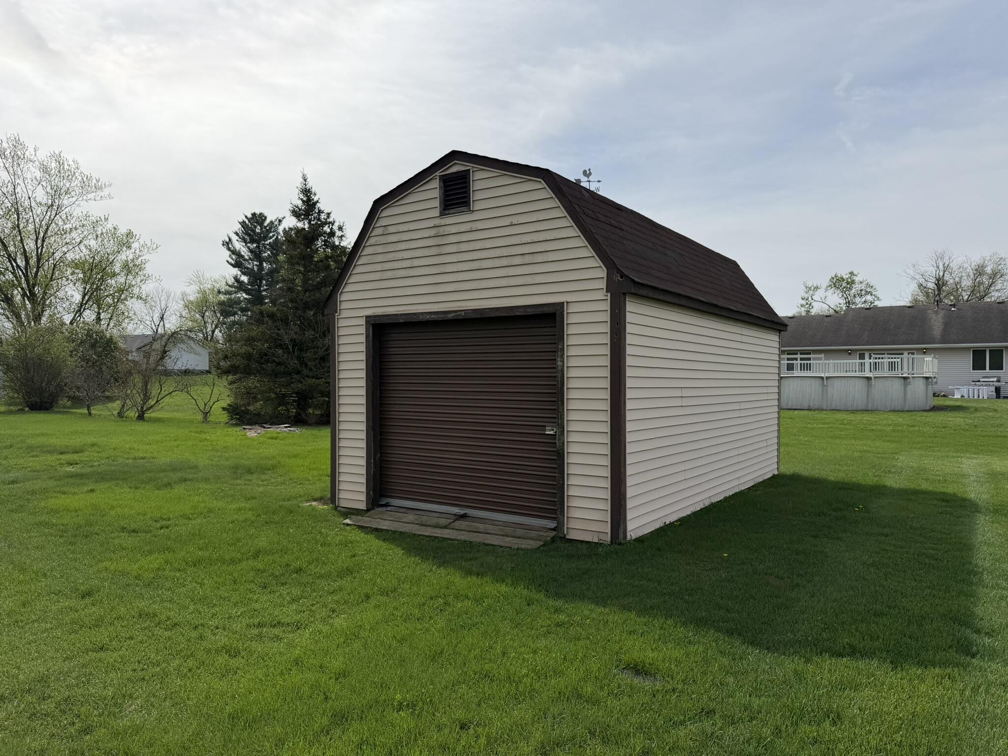 8923 Luann Drive South Demotte, IN 46310 - Photo 11 of 42 2048x1536