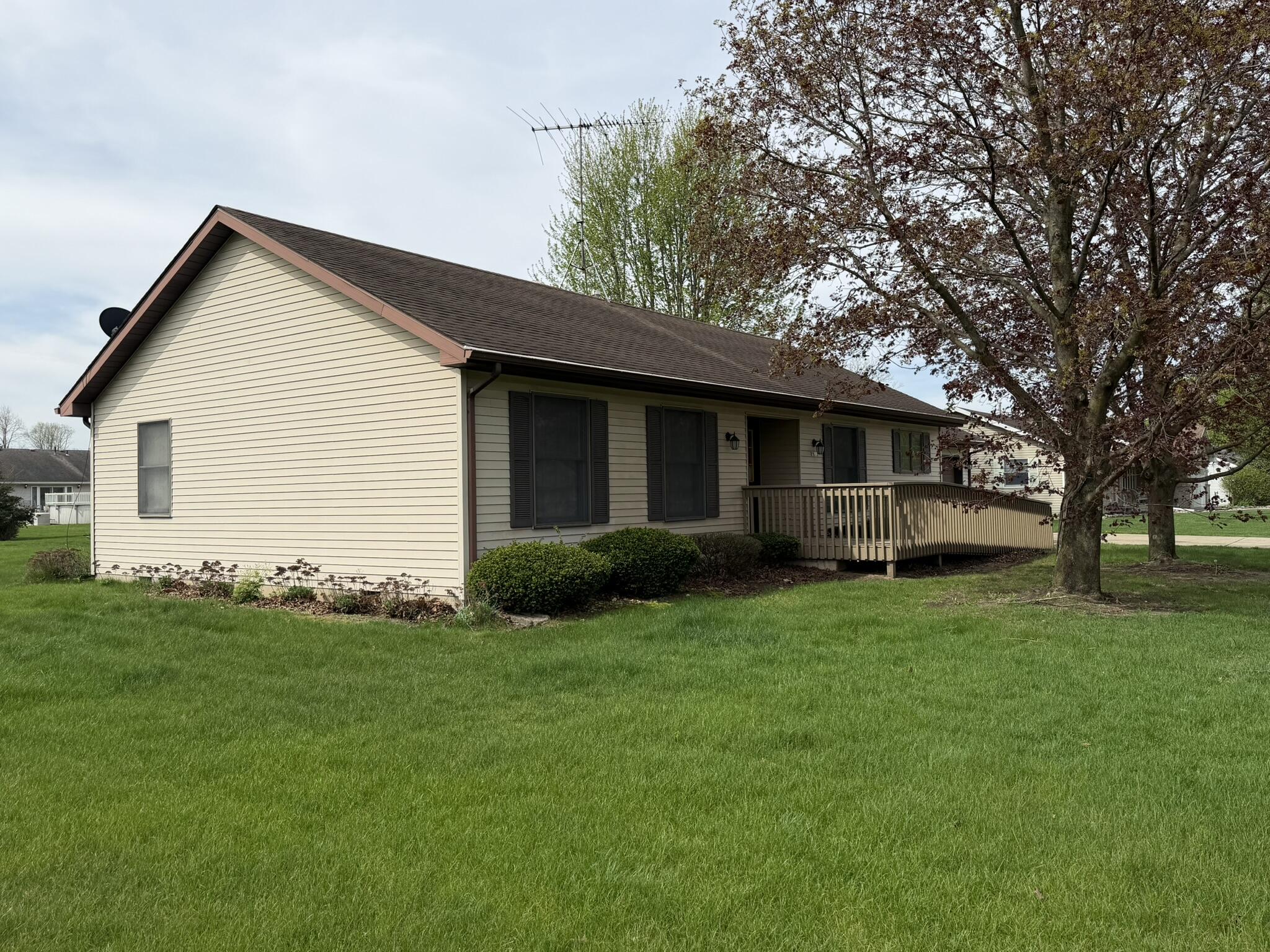 8923 Luann Drive South Demotte, IN 46310 - Photo 13 of 42 2048x1536