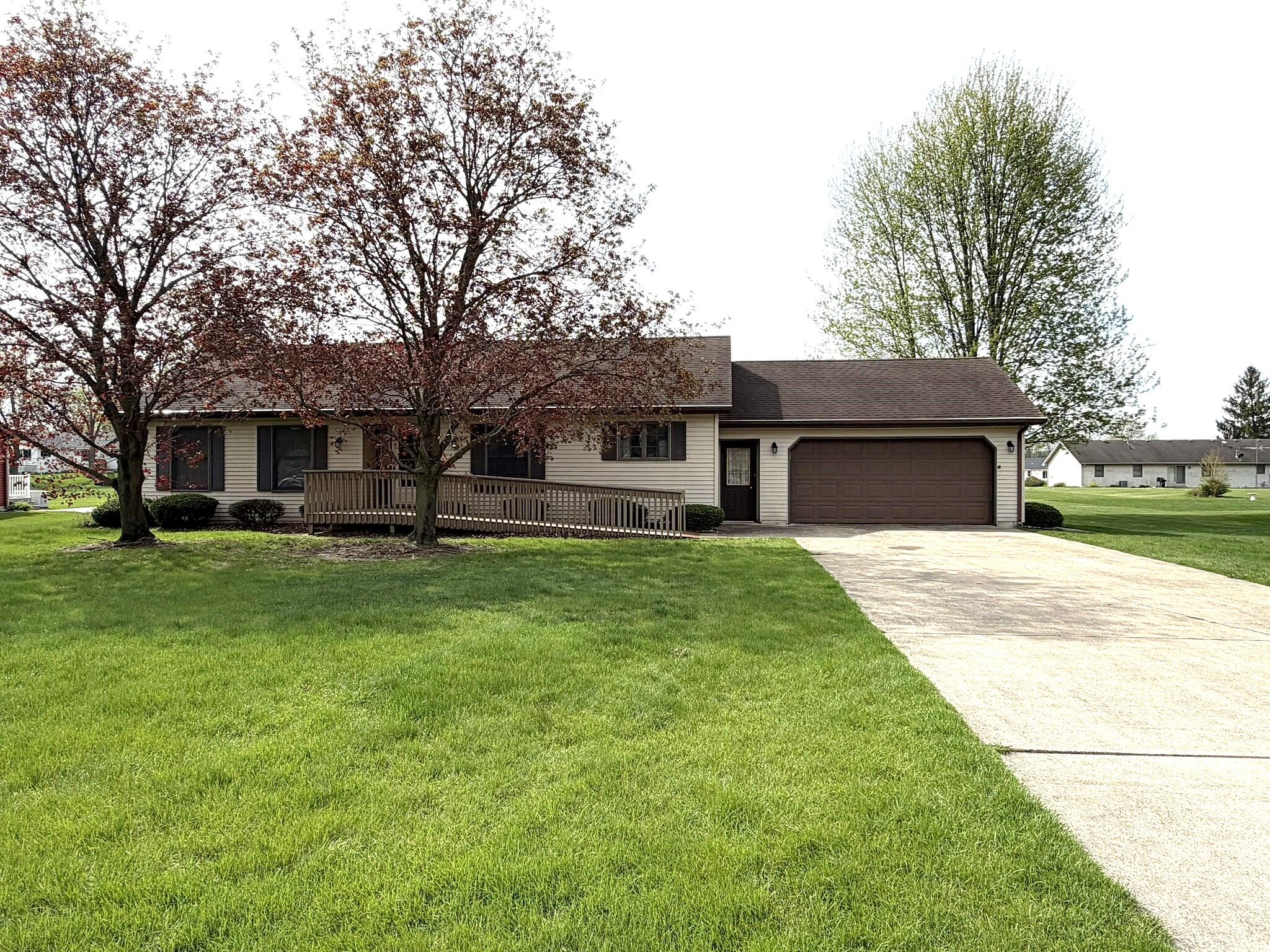 8923 Luann Drive South Demotte, IN 46310 - Photo 2 of 42 2048x1536