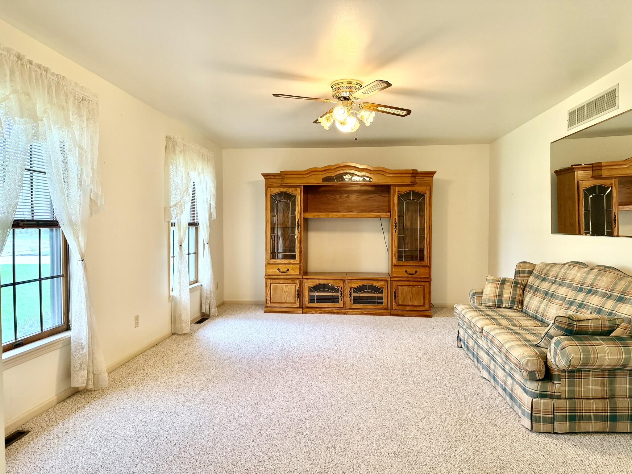 8923 Luann Drive South Demotte, IN 46310 - Photo 21 of 42 2048x1536