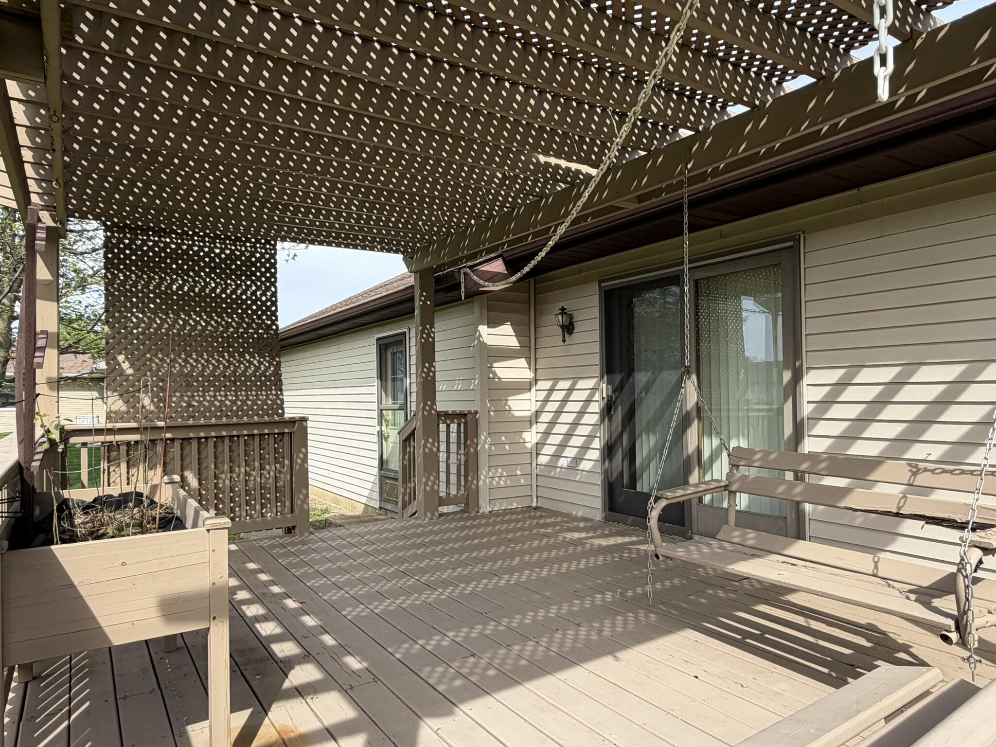 8923 Luann Drive South Demotte, IN 46310 - Photo 8 of 42 2048x1536