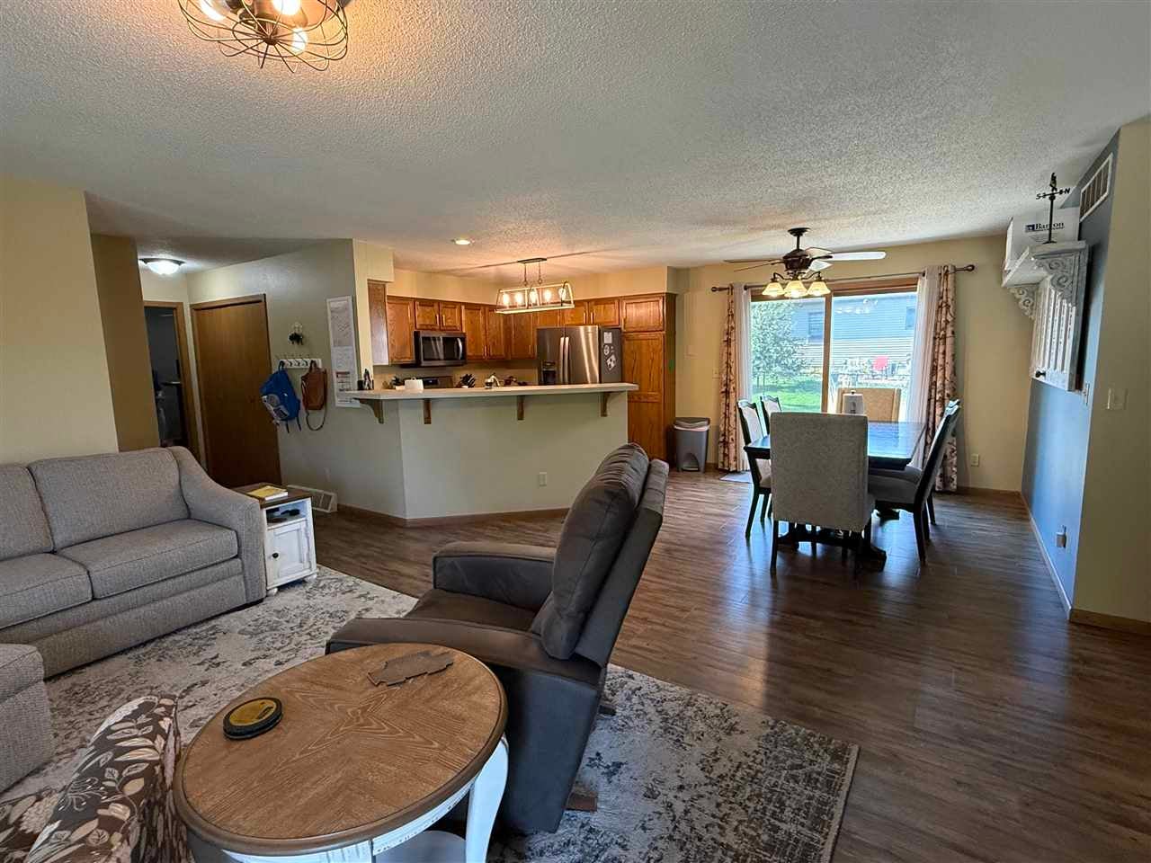 203 Valley Road Williamsburg, IA 52361 - Photo 3 of 24 Gallery Image 3