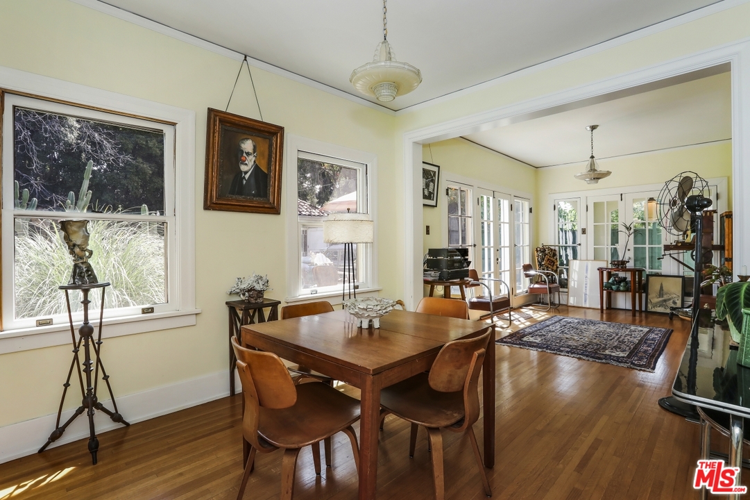 1710 Virginia Road Los Angeles, CA 90019 - Photo 14 of 49