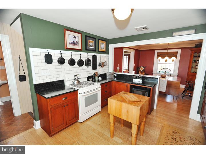 66 Savage Road Pottstown, PA 19465 - Photo 11 of 25 Kitchen