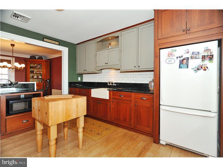 66 Savage Road Pottstown, PA 19465 - Photo 12 of 25 Kitchen