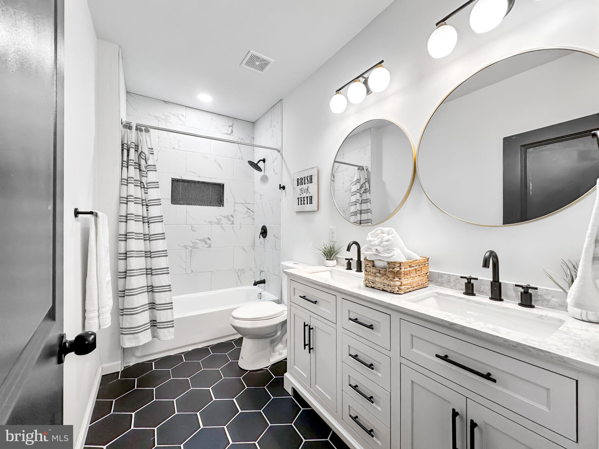 4704 Beauford Road Morningside, MD 20746 - Photo 14 of 28 Private Master bath
