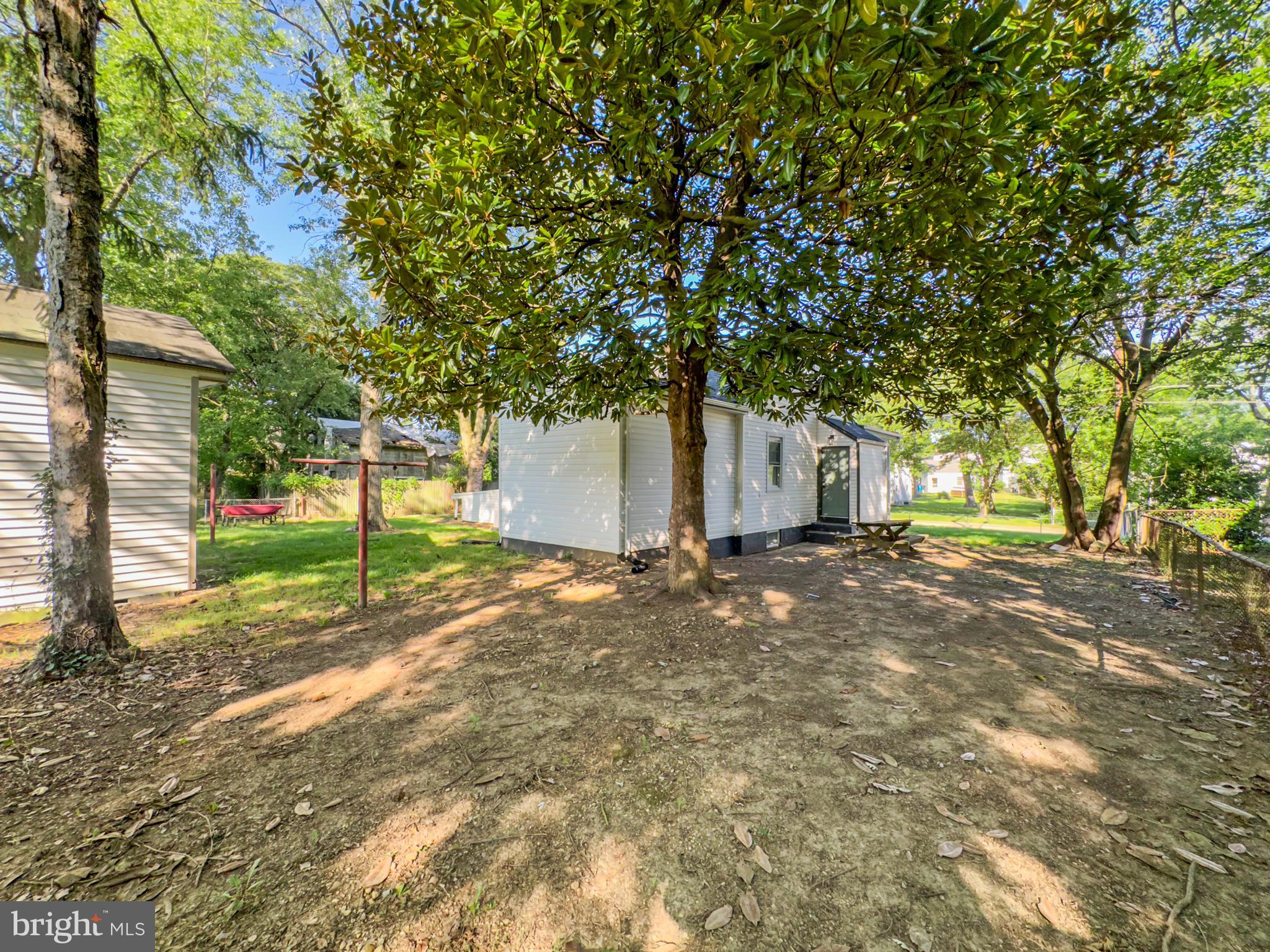 4704 Beauford Road Morningside, MD 20746 - Photo 26 of 28 Wide Backyard