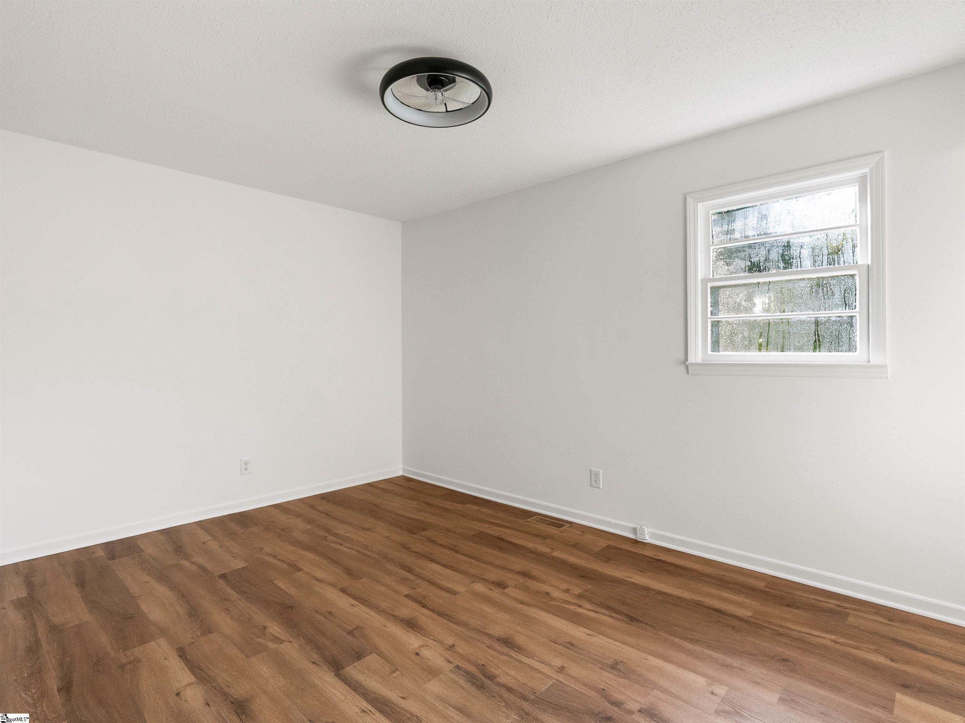 130 Pine Street Campobello, SC 29322 - Photo 19 of 39