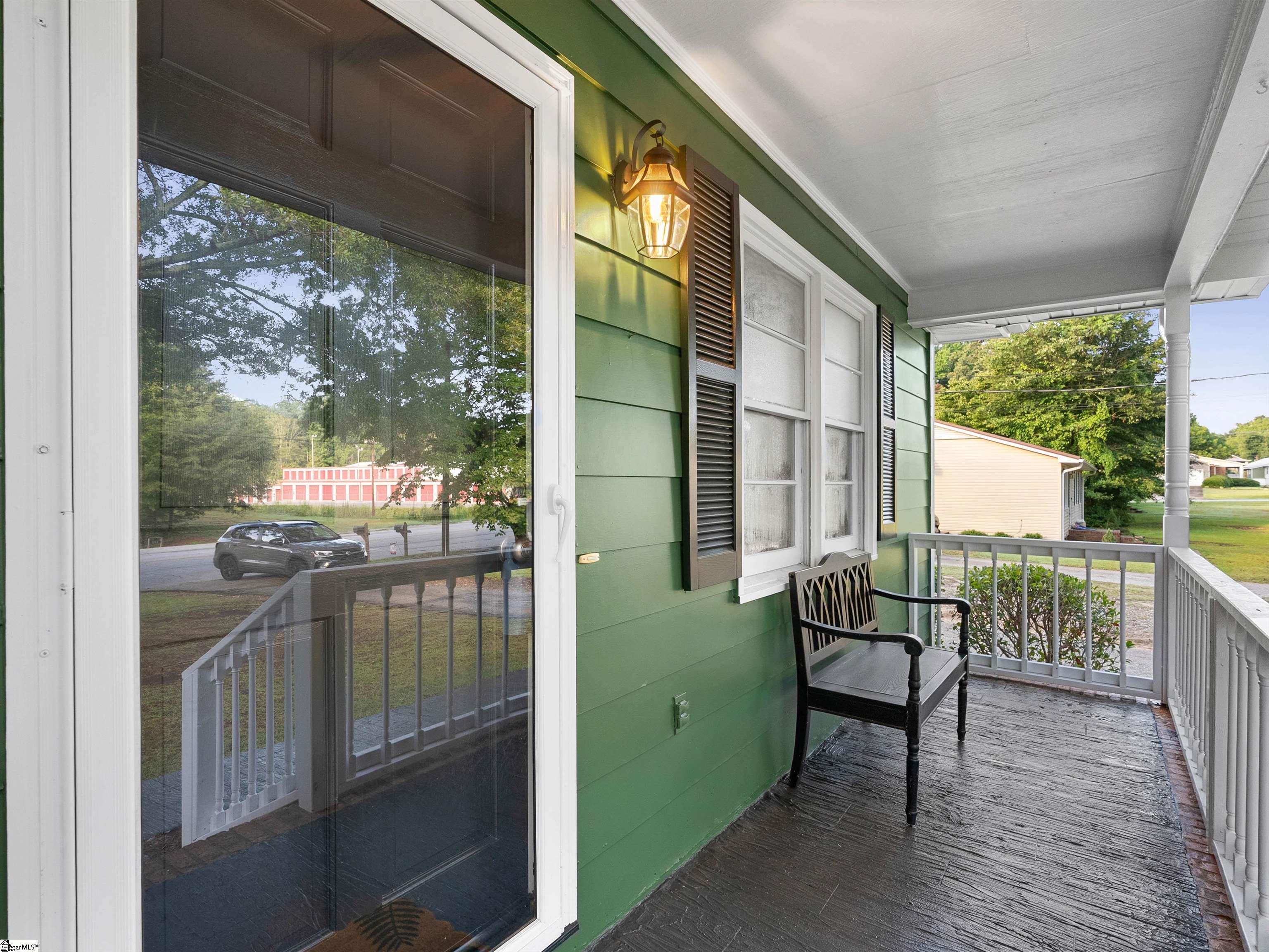 130 Pine Street Campobello, SC 29322 - Photo 3 of 39