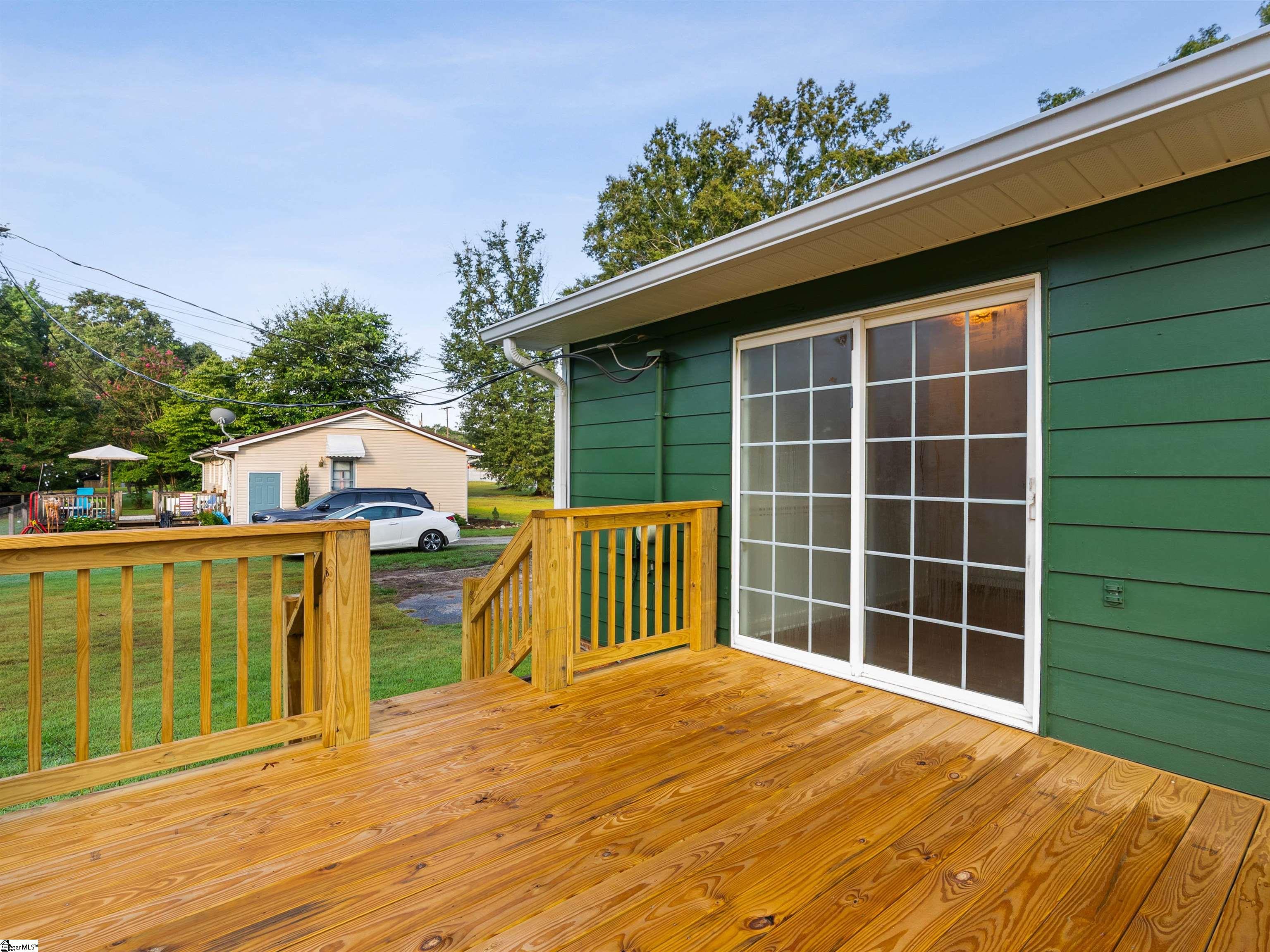 130 Pine Street Campobello, SC 29322 - Photo 34 of 39