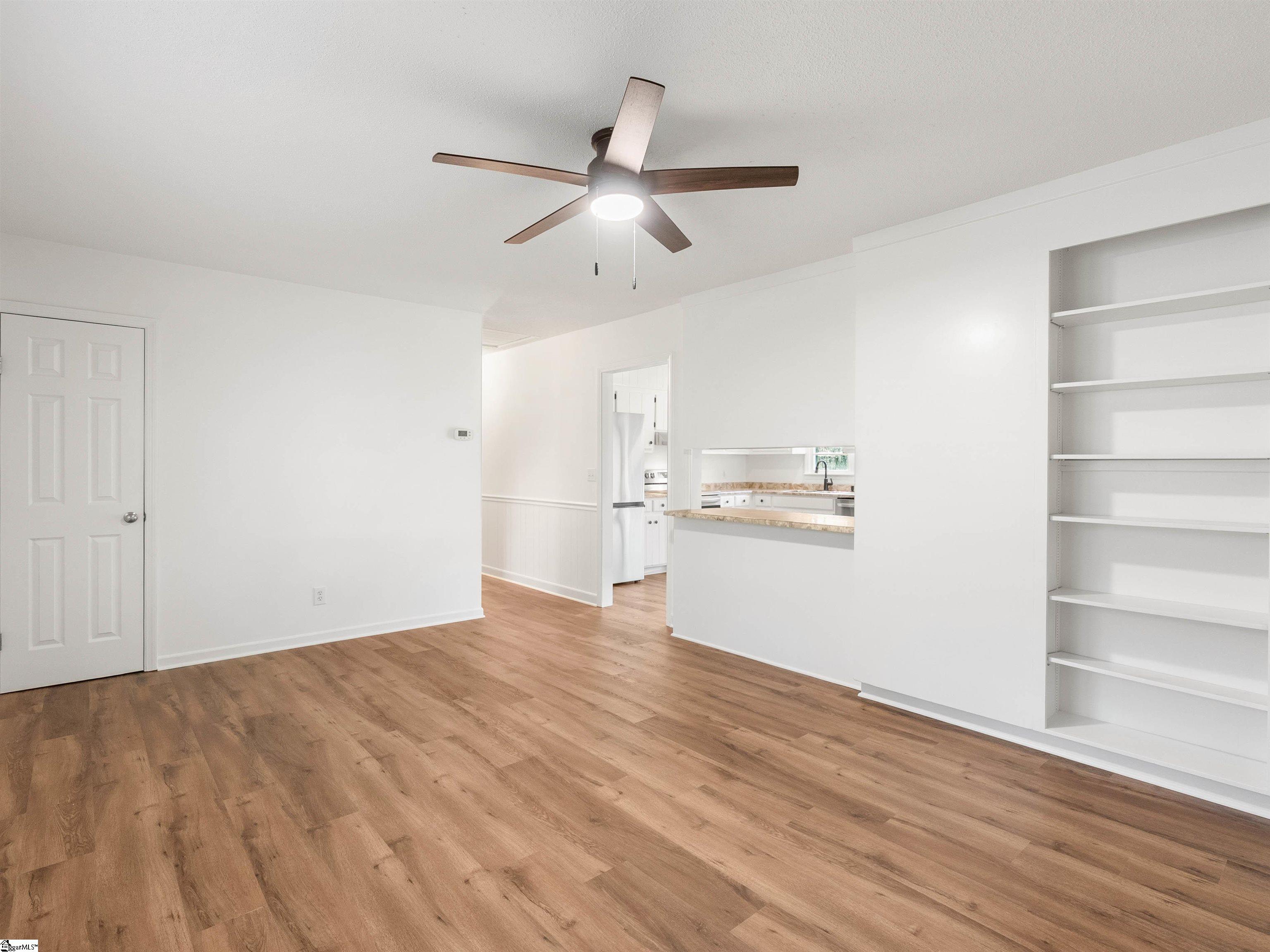 130 Pine Street Campobello, SC 29322 - Photo 6 of 39