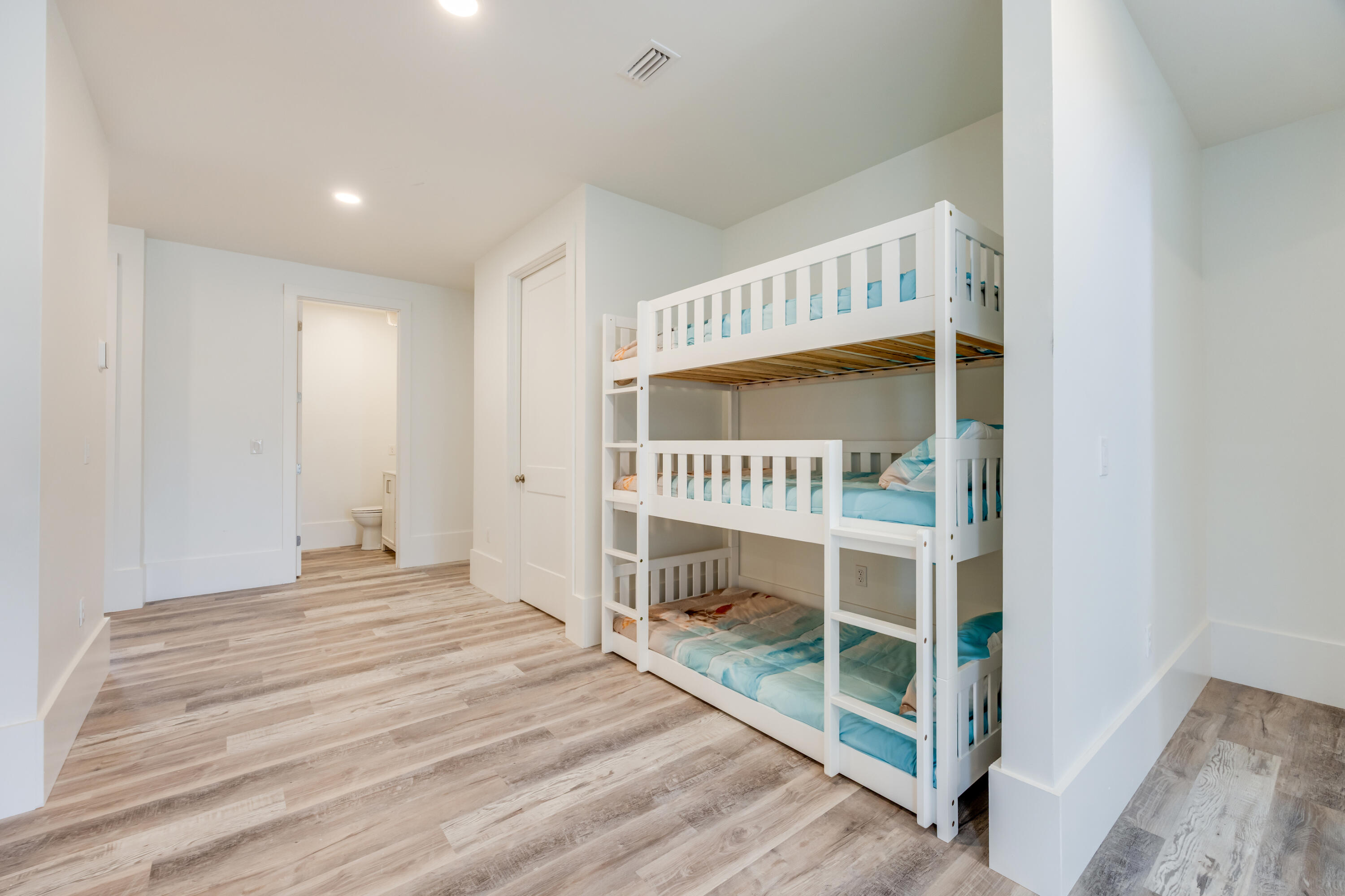 41 Mobile Street Miramar Beach, FL 32550 - Photo 35 of 80 Hall Bunks