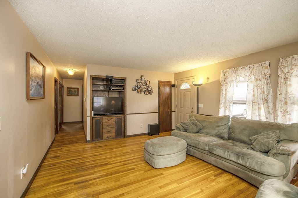 51 Millville Road Mendon, MA 01756 - Photo 10 of 25 Gallery Image 10