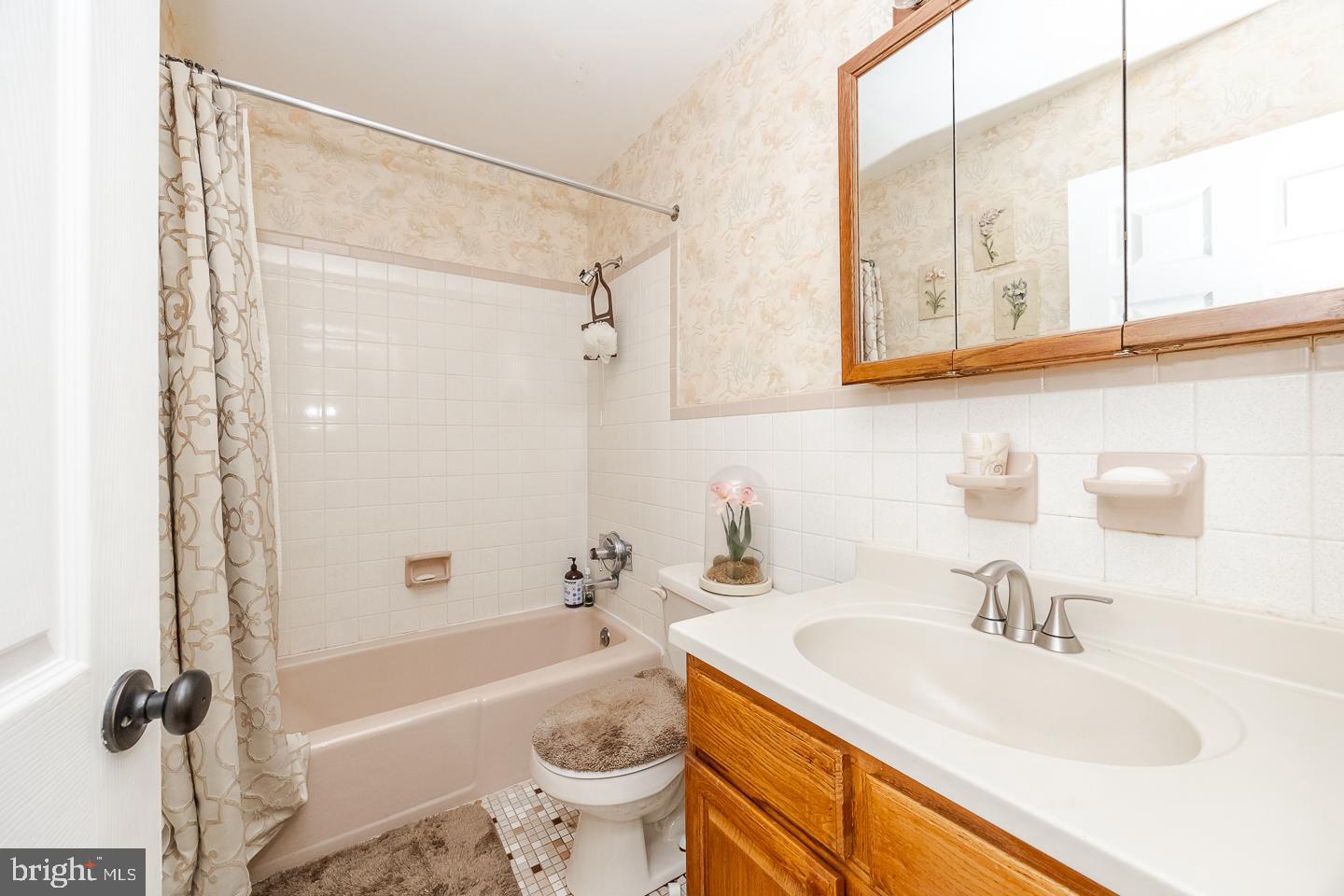 1113 Ashbridge Road West Chester, PA 19380 - Photo 16 of 35 Hall Bathroom