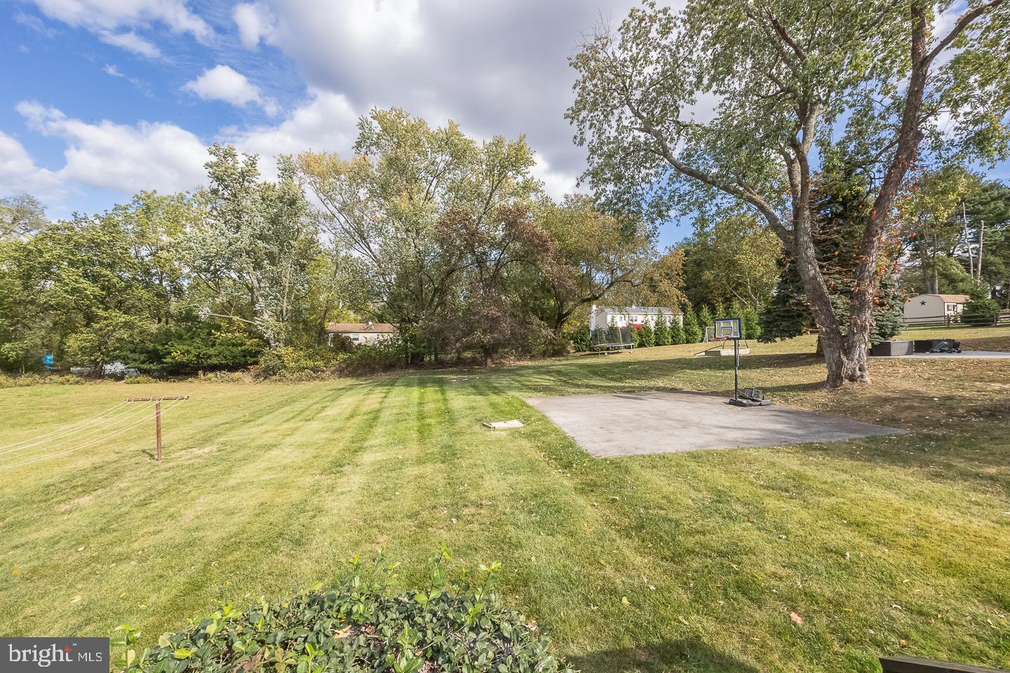 1113 Ashbridge Road West Chester, PA 19380 - Photo 30 of 35 Large Yard