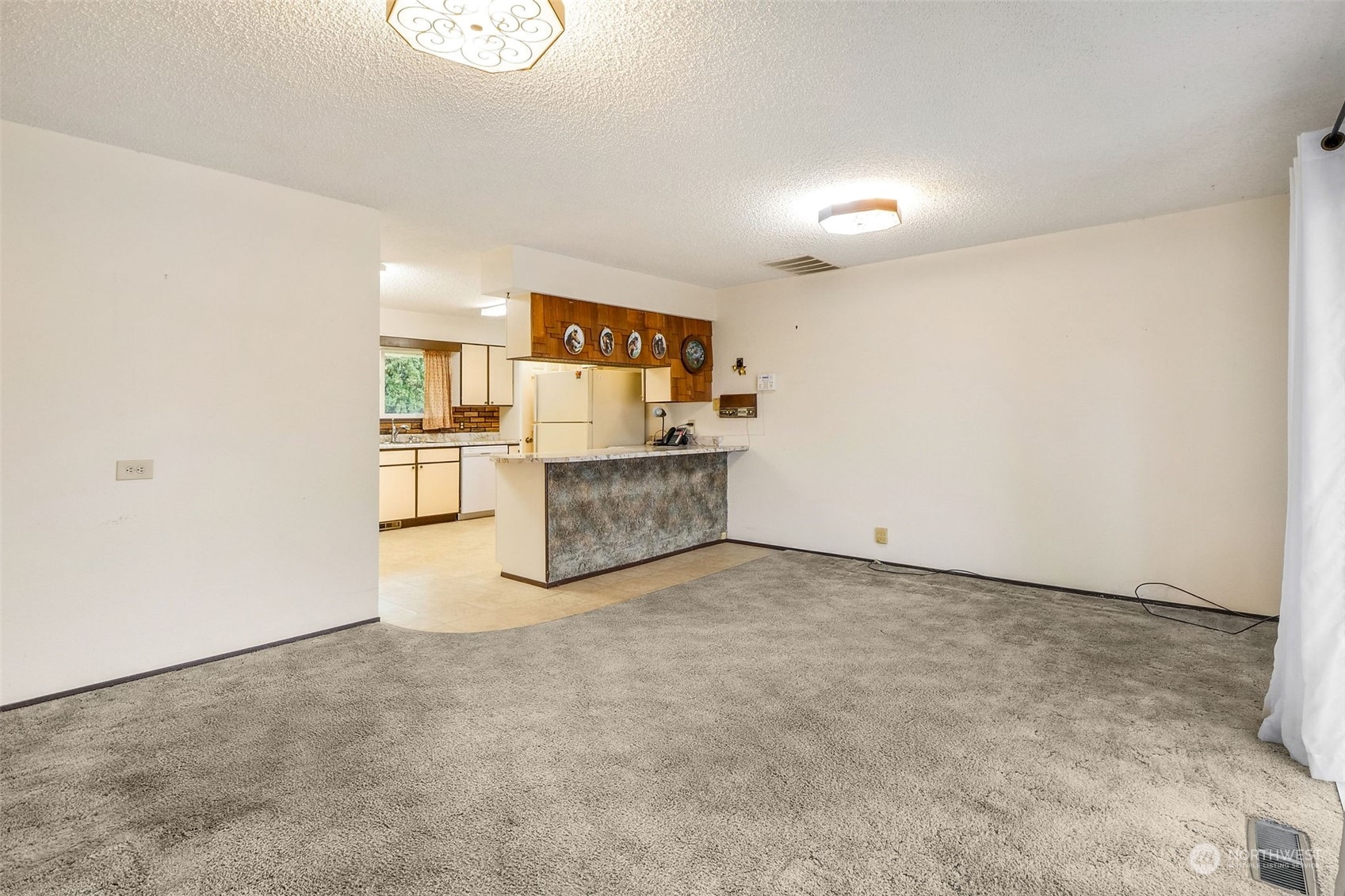 7589 Redmond Road Northeast Moses Lake, WA 98837 - Photo 9 of 29 Gallery Image 9