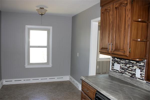 47 Ravenwood Street Springfield, MA 01119 - Photo 5 of 30
